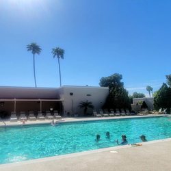 Marinette Recreation Center - Saltwater Heated Pool
