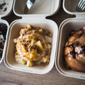 Cinnaholic - Hopkin's finest, Caramel Apple pie, and cookie bites - Desserts Near Me - Baltimore, Maryland Cinnaholic - Hopkin's finest, Caramel Apple pie, and cookie bites - Desserts Near Me - Baltimore, Maryland