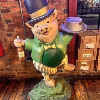 Martin's Bar-B-Que Joint - Mascot - Barbeque Near Me - Nashville, Tennessee Martin's Bar-B-Que Joint - Mascot - Barbeque Near Me - Nashville, Tennessee