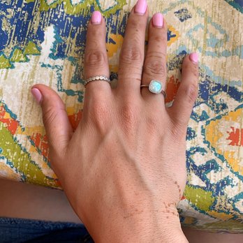 Kona Henna Studio - Here's what's left of my hand henna I got 5 days ago. - Henna Artists Near Me - Kailua Kona, Hawaii Kona Henna Studio - Here's what's left of my hand henna I got 5 days ago. - Henna Artists Near Me - Kailua Kona, Hawaii