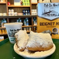Cafe Du Monde