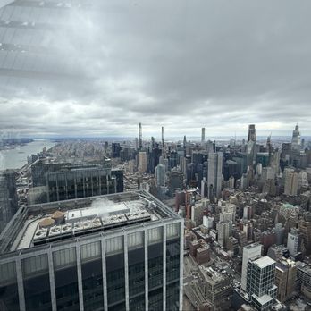 The Edge - Apartments Near Me - Brooklyn, New York The Edge - Apartments Near Me - Brooklyn, New York
