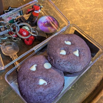 Bep Sai Thanh - Ube,white chocolate chip cookies - Vietnamese Near Me - Houston, Texas Bep Sai Thanh - Ube,white chocolate chip cookies - Vietnamese Near Me - Houston, Texas