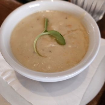 82 Queen - She-crab soup. Cup. - Southern Near Me - Charleston, South Carolina 82 Queen - She-crab soup. Cup. - Southern Near Me - Charleston, South Carolina