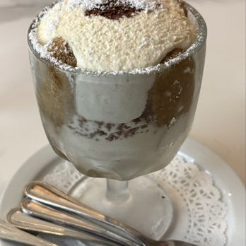 19seventy - Tiramisu - Italian Near Me - Whittier, California 19seventy - Tiramisu - Italian Near Me - Whittier, California