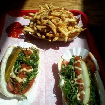 Super Duper Weenie - chicago dogs! - Fast Food Near Me - Fairfield, Connecticut