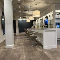 Drybar - River North