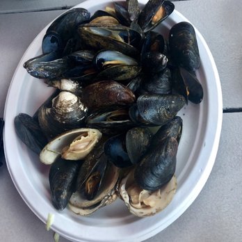 Gilbert's Chowder House - Fresh mussels - Seafood Near Me - Portland, Maine
