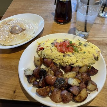 Alexanders Cafe - Veggie Omelette , Roasted Potatoes , and Mini Cakes. - Breakfast & Brunch Near Me - Saint Charles, Illinois