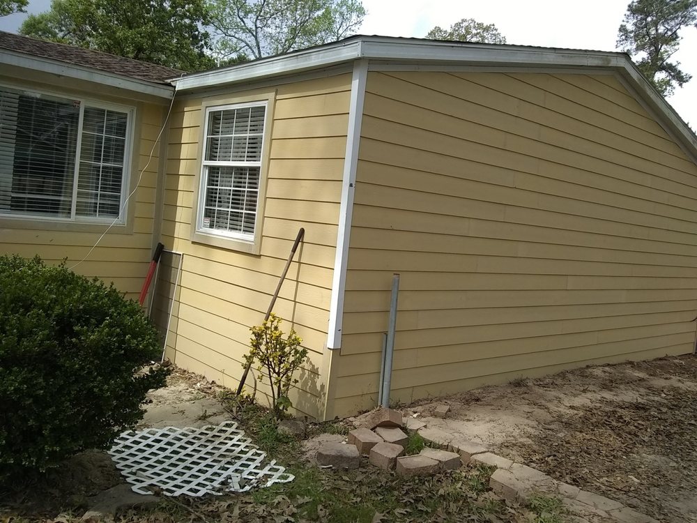 Slide of Brads mobile home repair