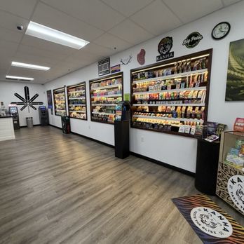 One Plant - Antioch - Display cases - Cannabis Dispensaries Near Me - Antioch, California One Plant - Antioch - Display cases - Cannabis Dispensaries Near Me - Antioch, California