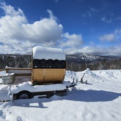 On The Equator Sauna Rentals