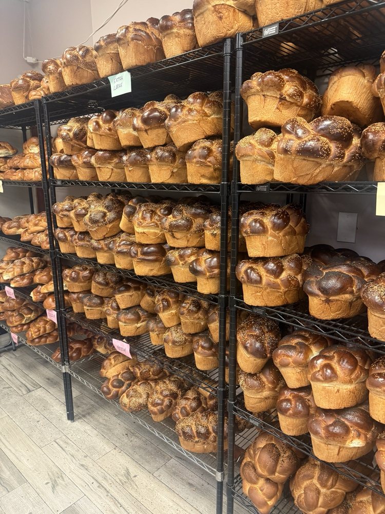 Fallsburg Bagels & Bakery Logo