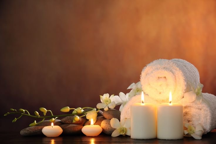 Breathe Luxury Spa Logo
