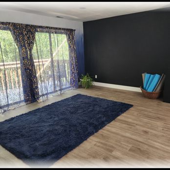 Blue Stone Massage - Massage room. - Massage Therapy Near Me - Murray, Utah Blue Stone Massage - Massage room. - Massage Therapy Near Me - Murray, Utah