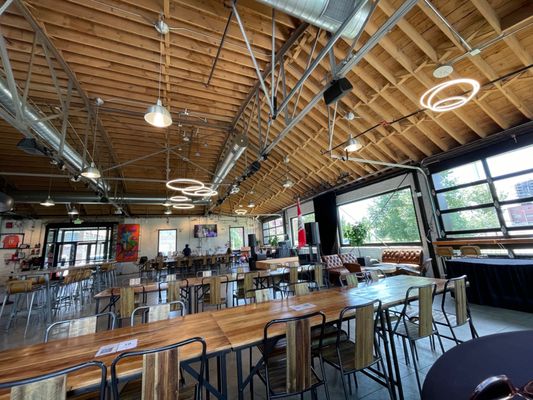 Raíces Brewing Company by null