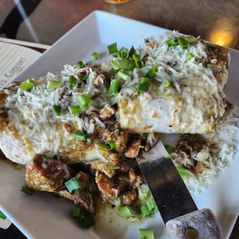 The Pan - chille verde burrito - Breakfast & Brunch Near Me - Lomita, California The Pan - chille verde burrito - Breakfast & Brunch Near Me - Lomita, California