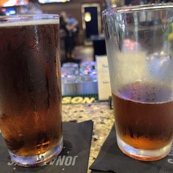 Jonathan's Grille - Shiner bock - Sports Bars Near Me - East Ridge, Tennessee Jonathan's Grille - Shiner bock - Sports Bars Near Me - East Ridge, Tennessee