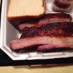 Leon's Smoke Shack BBQ - Look at that smoke line!