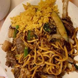 Hibachi lunch with beef and shrimp