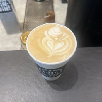 Swings Coffee - Vanilla latte - Coffee & Tea Near Me - Washington, DC, District of Columbia Swings Coffee - Vanilla latte - Coffee & Tea Near Me - Washington, DC, District of Columbia