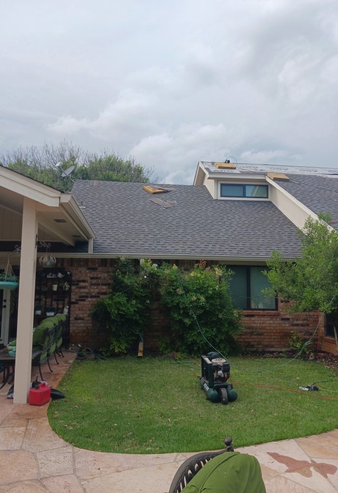 Slide of Roofs & Repairs