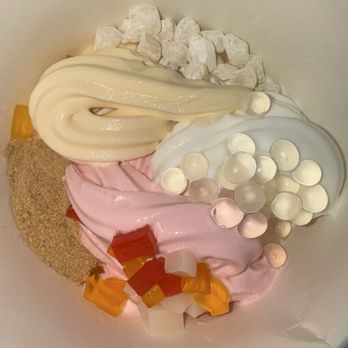 Gelato Sweetspot - Strawberry, coconut, vanilla with popping boba, jellies, mochi and gram cracker - Ice Cream & Frozen Yogurt Near Me - Poway, California