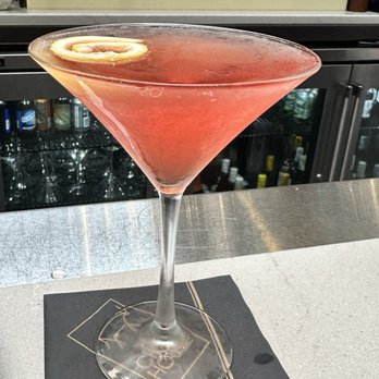 The Chop House Toledo - Raspberry Spritz - Steakhouses Near Me - Toledo, Ohio