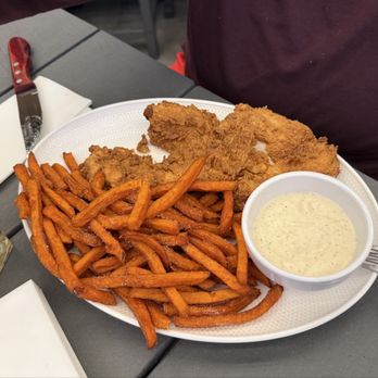 Station 330 - Chicken Fried Chicken - Mexican Near Me - Burleson, Texas