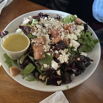 Gold Dust Meridian - Beet Salad - Lounges Near Me - Portland, Oregon