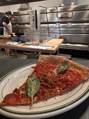 Tutti Pizza by null