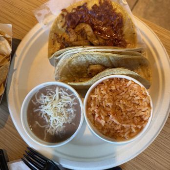 Rubio's Coastal Grill - Mexican Near Me - Riverside, California