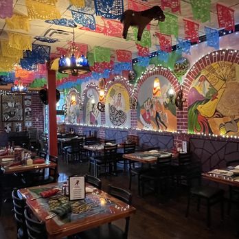 Cinco de Mayo 2 - Interior - Mexican Near Me - Poughkeepsie, New York
