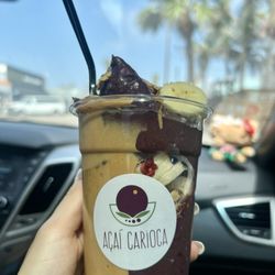 Acai Carioca - Açaí with peanut butter, banana and granola