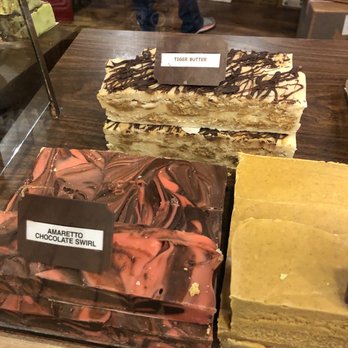 Franklin's General Store - Love their fudge - Souvenir Shops Near Me - Mystic, Connecticut