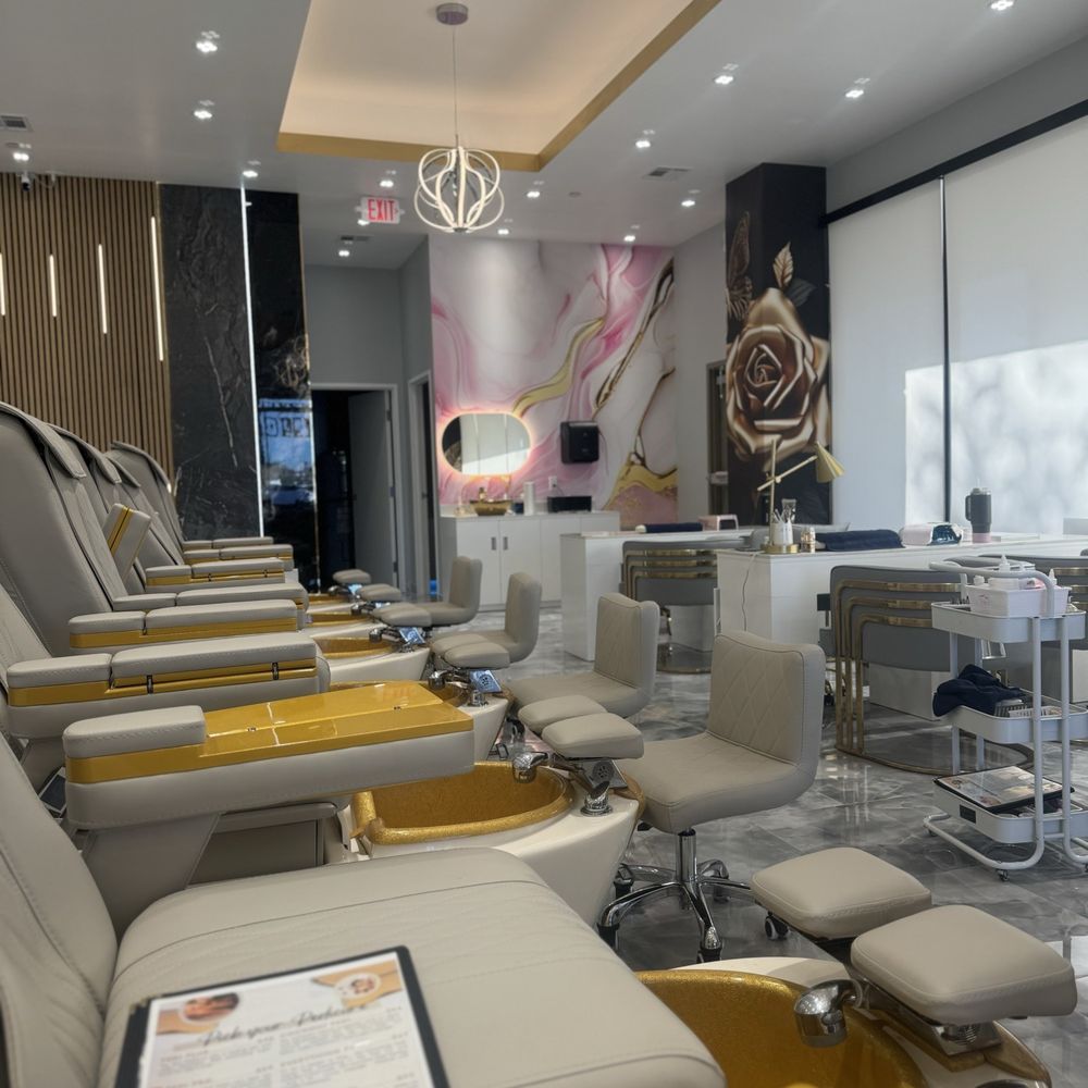 Pretty Nail Bar - Beautiful and clean pedicure area - Nail Salons Near Me - Phoenix, Arizona Pretty Nail Bar - Beautiful and clean pedicure area - Nail Salons Near Me - Phoenix, Arizona