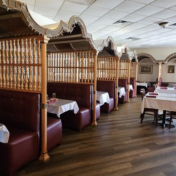 Palace Indian Restaurant - Beautiful romantic and quiet setup. Clean and spacious, yummiest indian buffet in town. Find your coupons on the clipper magazine. - Indian Near Me - Davie, Florida