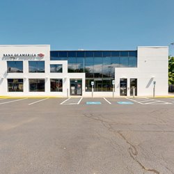 Bank of America Financial Center - Storefront