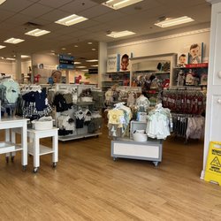 Carter's Babies & Kids - Interior