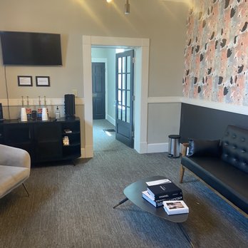 The Brow Keeper - Cute little waiting room - Eyebrow Services Near Me - Columbus, Ohio The Brow Keeper - Cute little waiting room - Eyebrow Services Near Me - Columbus, Ohio