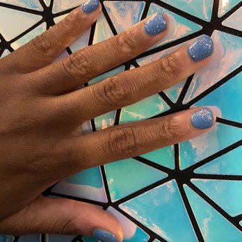 Luna Luxe Nail Loft - Gel manicure - Nail Salons Near Me - Tampa, Florida