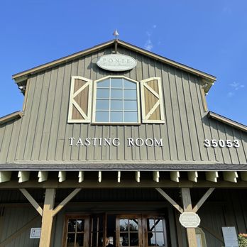 Ponte Winery - Wineries Near Me - Temecula, California Ponte Winery - Wineries Near Me - Temecula, California