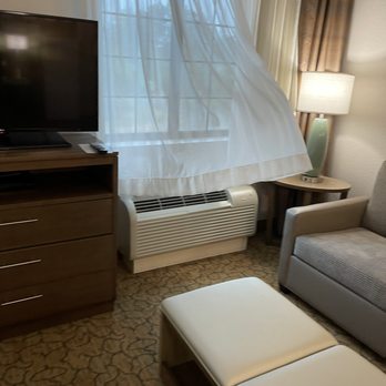 Staybridge Suites Durham-Chapel Hill-Rtp - Living room couch also turns into a guest bed full sized very nice - Hotels Near Me - Durham, North Carolina Staybridge Suites Durham-Chapel Hill-Rtp - Living room couch also turns into a guest bed full sized very nice - Hotels Near Me - Durham, North Carolina