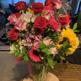 Piccirillo The Florist - Anniversary flower arrangement - Florists Near Me - Methuen, Massachusetts Piccirillo The Florist - Anniversary flower arrangement - Florists Near Me - Methuen, Massachusetts