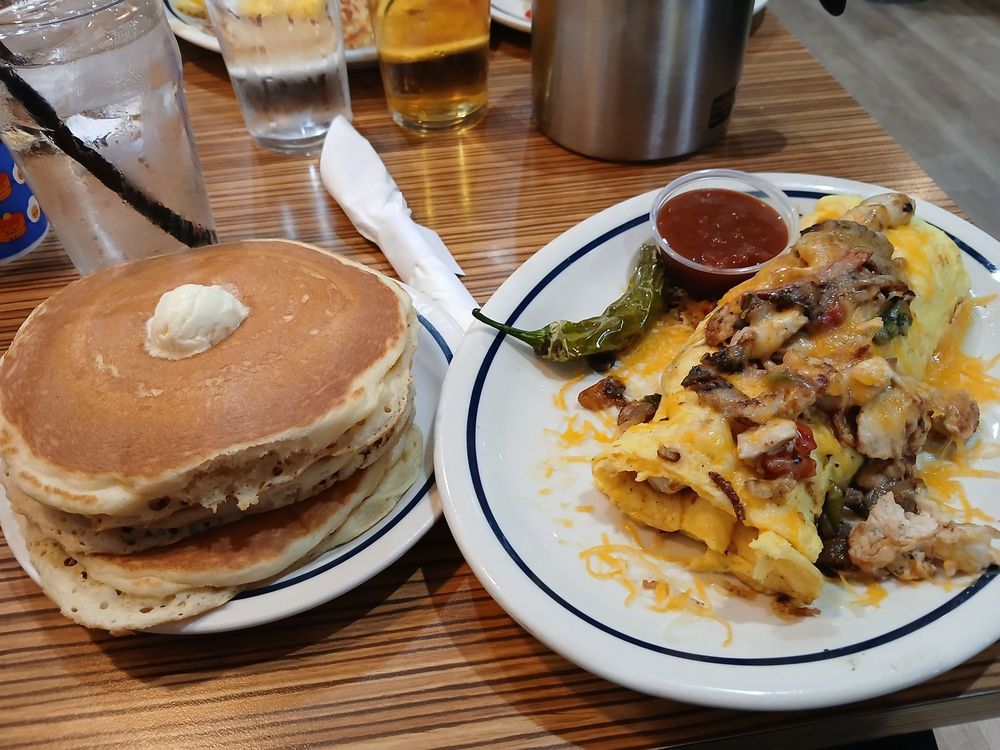 IHOP - Photo 3