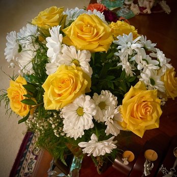 Klondyke Flowers - Mother's 83rd Birthday! - Florists Near Me - St. Albert, Alberta Klondyke Flowers - Mother's 83rd Birthday! - Florists Near Me - St. Albert, Alberta