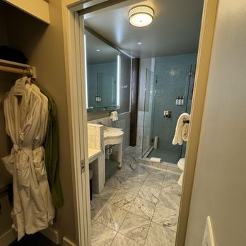 The Mark Spencer Hotel - Hotels Near Me - Portland, Oregon The Mark Spencer Hotel - Hotels Near Me - Portland, Oregon