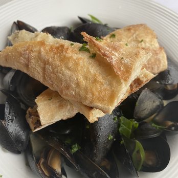 Asticou Restaurant - Mussels - New American Near Me - Northeast Harbor, Maine