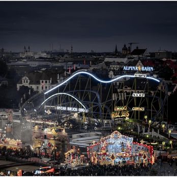 Oktoberfest - Fun Fair Near Me - Munich, BY Oktoberfest - Fun Fair Near Me - Munich, BY