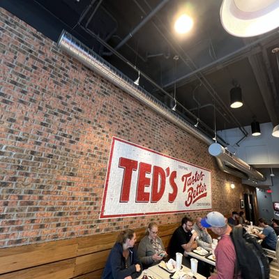 Ted's Hot Dogs by null